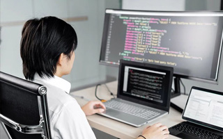 广东 ,php声明和调用变量的符号是什么？